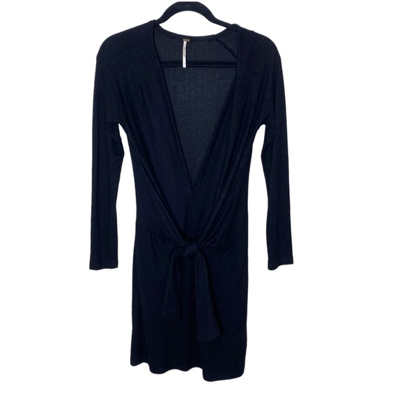 free People Black Ginger Cozy Tie Waist V-Neck Dress - Picture 3 of 10
